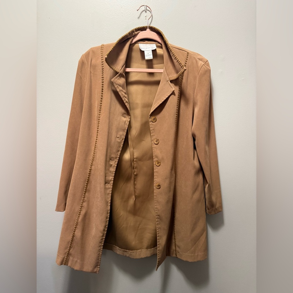 Lightweight Button-Front Jacket - Picture 5 of 6